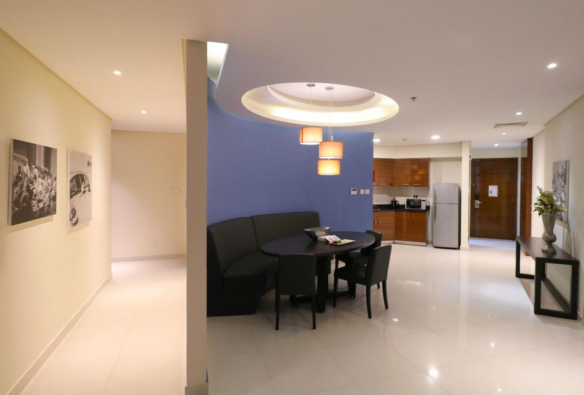 Lagoona Beach Luxury Resort And Spa Манама Екстер'єр фото A typical apartment at The Suites